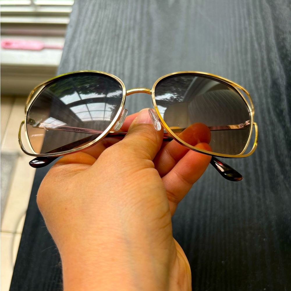 Two sunglasses for women - Picture 11 of 15